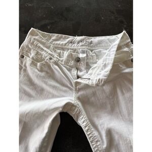 Maurices Women's Capri White Straight Leg Cropped Jeans Size 9/10 Coastal Preppy